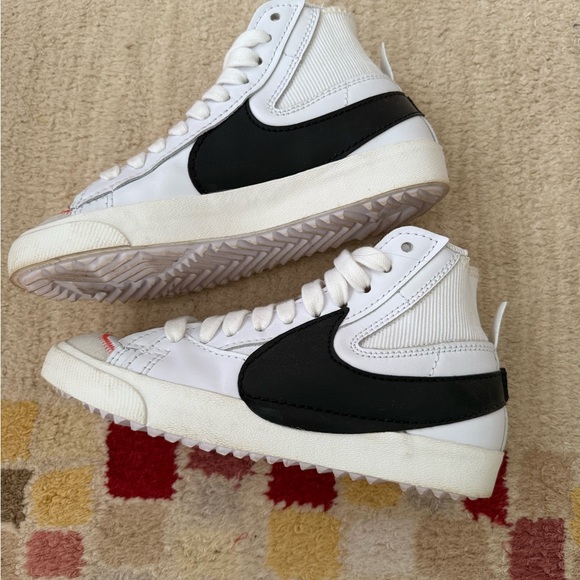 Nike White and Black High-Top Sneakers - Picture 4 of 8